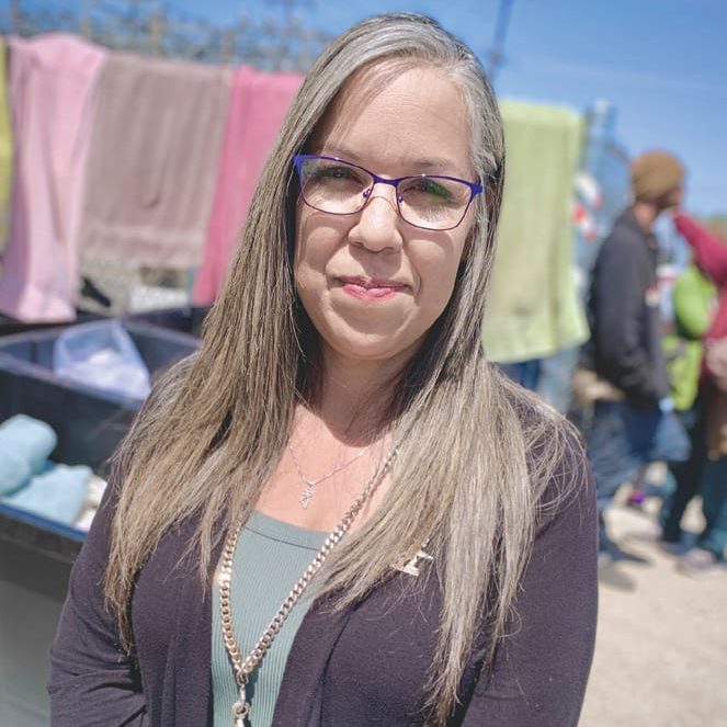 Monica first helped run the shower program
with the Mission’s late Outreach Coordinator
Mike Meyer.